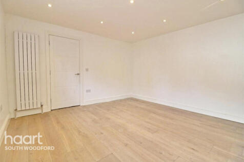 Chigwell Road, South Woodford photo 5