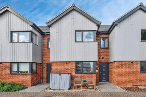 Norwich, NR11 - property photo