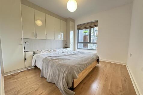 Photo 2025-12-12 16.17.00.jpg