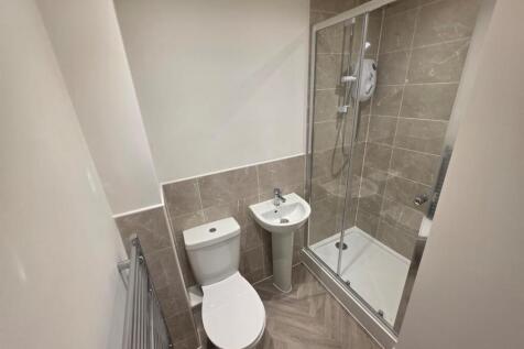 ensuite.jpg