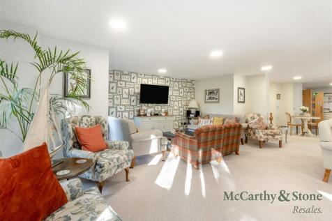 8706618-interior21.jpg