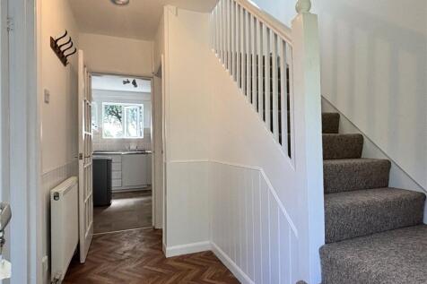 Yatesbury, Calne, Wiltshire, SN11 photo 3