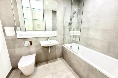 Virginia House, Walton Street, Aylesbury, Buckinghamshire photo 4