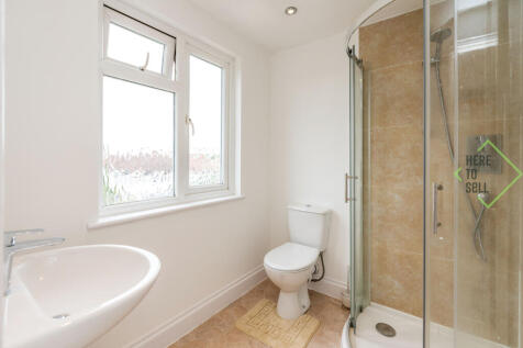 39 Kilvinton Drive, Enfield, EN2 0BE-32