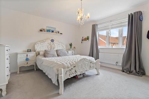 8 Bellflower close-008.jpg