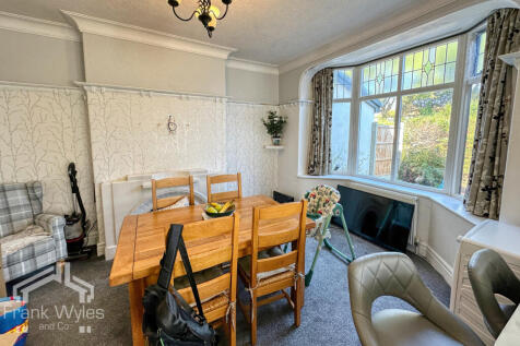 St. Leonards Road East, Lytham St. Annes photo 4