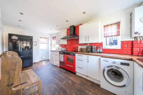 1384771-10-6926d7254e65f