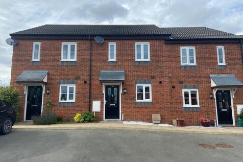 2-bed house on Grayling Crescent, Leamington Spa, £1,350/mo