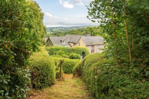 Elevated view to property.jpg