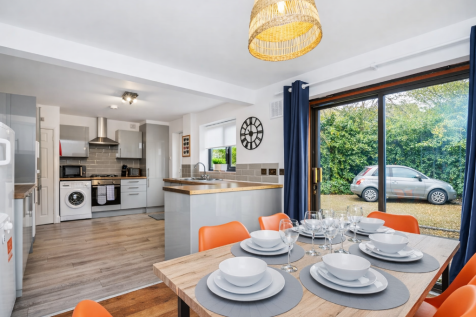 Kitchen Diner