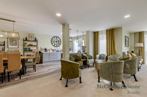 8703918-interior04-800.jpg