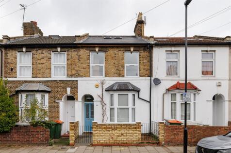 Henniker Road, E15