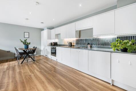 Lorde Court, Shakespeare Road, Hanwell, London, W7 1LR photo 3