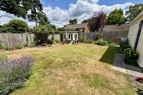 2. garden2.jpg