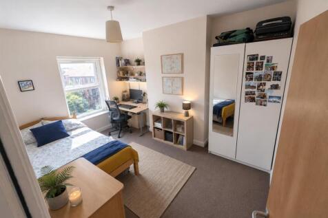 4 Bedroom 6_.jpeg
