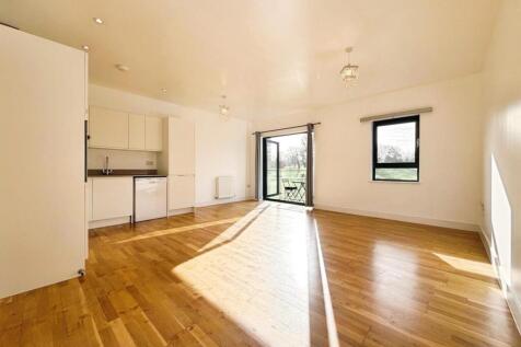 Lounge/Kitchen
