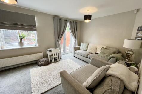 Hucknall, NG15 photo 5