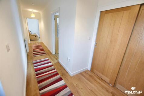 12 - 2025-11-13T210518.633.jpg