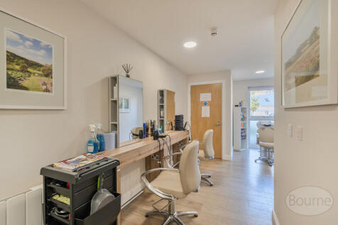 c621d380-5fc7-4ef...