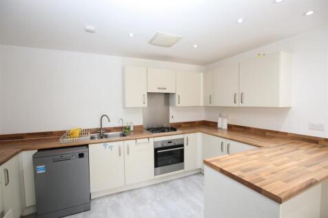 Oakes Crescent, Dartford, Kent photo 5