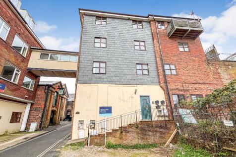Flat 3, Keats House, 38 Union Road, Ryde, PO33 2FR