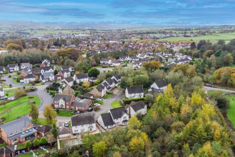 Spynie Gardens-8.jpg