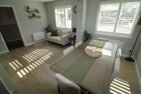 Family Room/ Dining Room