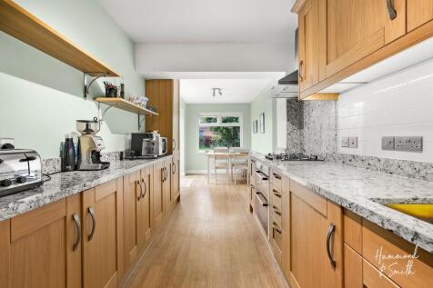 Kitchen / Breakfast Room