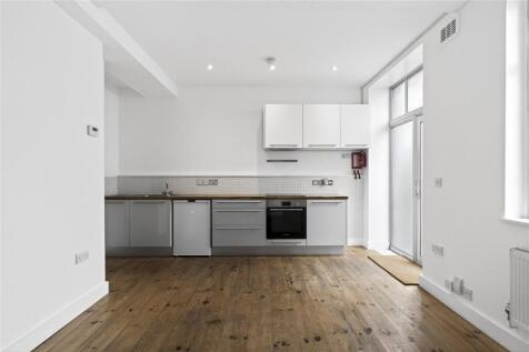 Kitchen/Reception