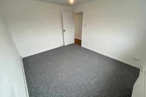 Larkspur Drive, Eastbourne photo 5