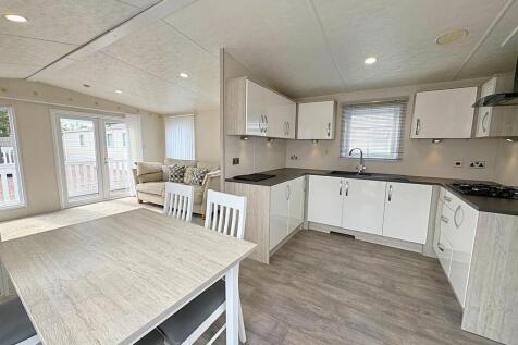 23 Kitchen