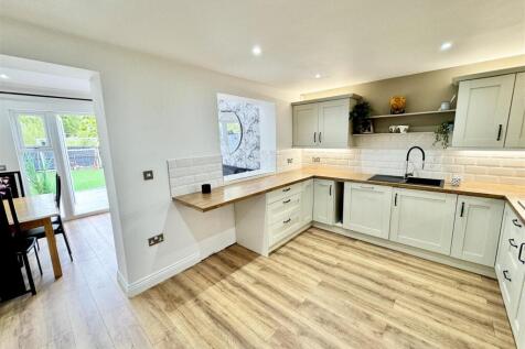 EXTENDED GROUND FLOOR ROOM