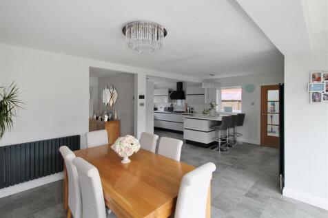 9017215-102236-133833113580325098-092c69a9-8d08-16