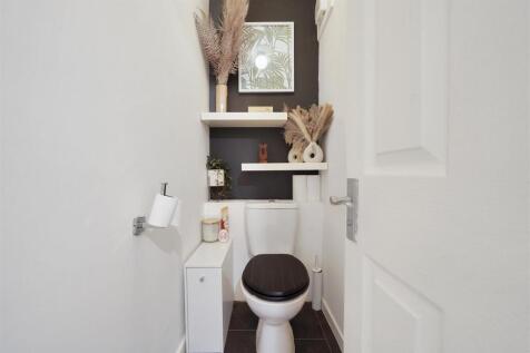 60B Burnt Ash Hill - uqtWiVxUpgYVvXovnQv0.jpg