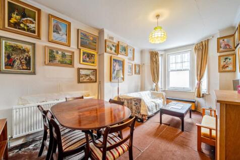 London, SW10 - property photo