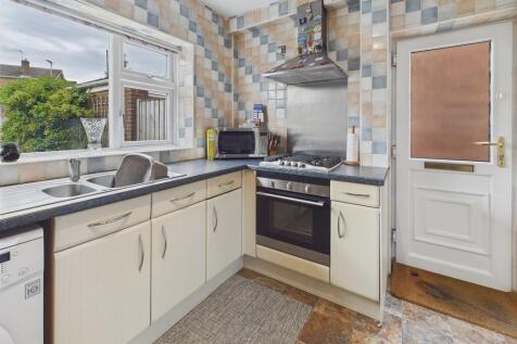 CAM04273G0-PR0161...