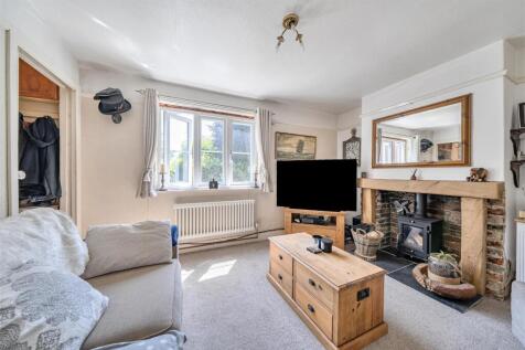 sitting room 2.jpg