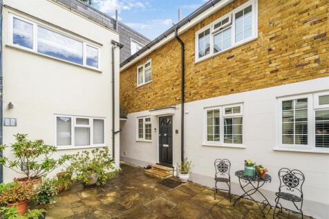 VICARAGE GATE MEWS (12).jpg