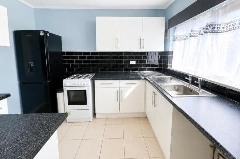 Polsteads, Basildon, Essex, SS16 photo 5