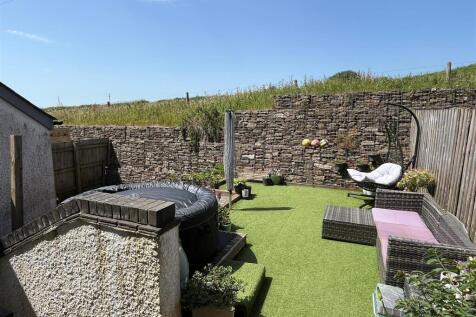 Rear Garden.jpg