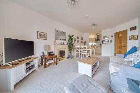 Open Plan Lounge/Diner