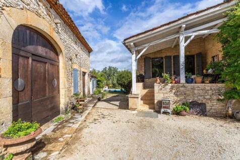 Property Image 8