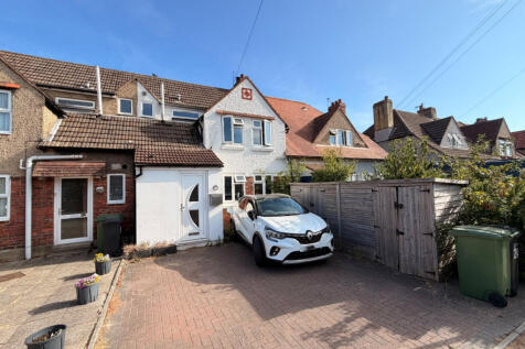 3 Bedroom Terraced House for Rent