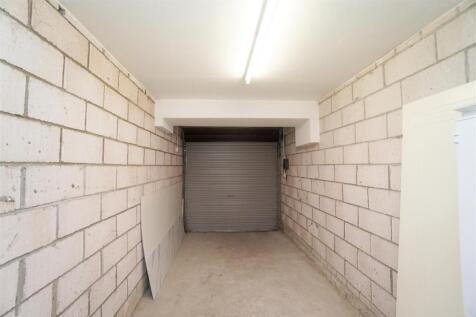 garage.jpg