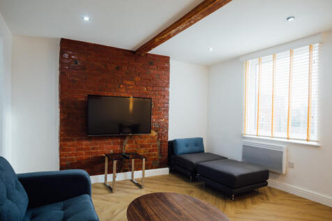 2-bed house on Hastings Street, Loughborough, £1,560/mo