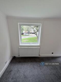 Broomlee Close, Newton Aycliffe, DL5 photo 5