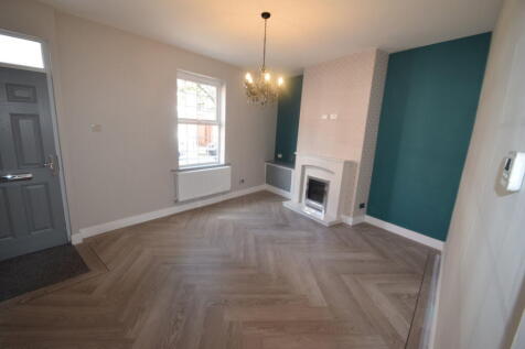 Ernest Street, Cheadle, SK8 1PN photo 3