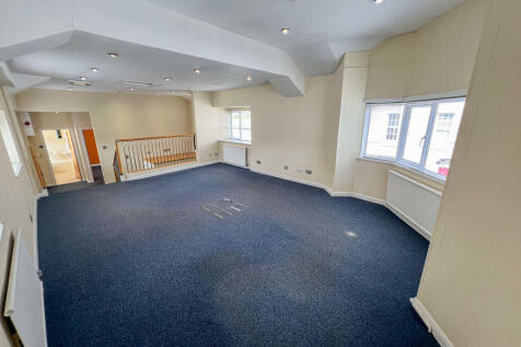 13a St Georges Street, Douglas photo 5