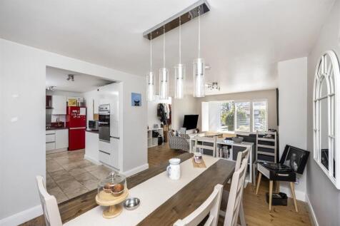 Living/Dining Room