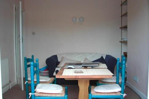 Ashenden Road, Guildford photo 4